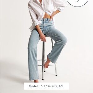 Abercrombie 90’s relaxed Jean